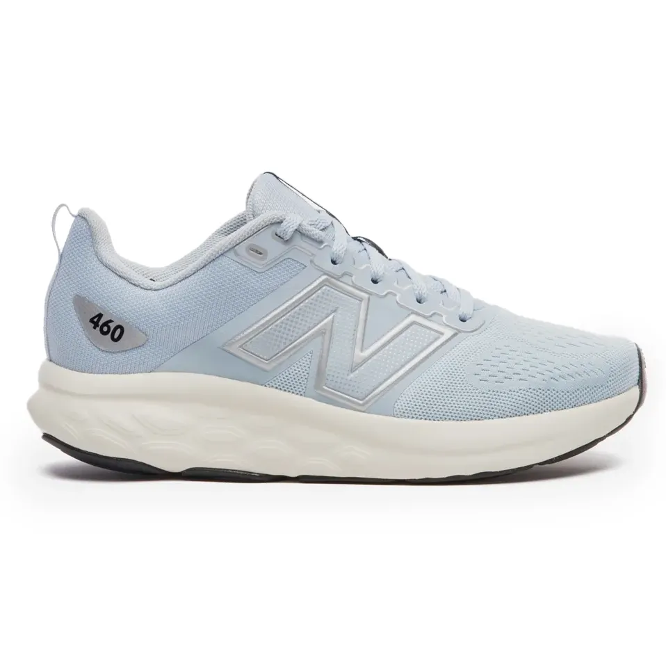 Tênis New Balance 460 V4 Feminino Azul Claro em ângulo frontal mostrando o logo 'N' branco e número '460' em cinza